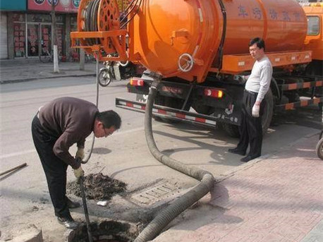 策勒清掏化粪池，健康生活从这里开始
